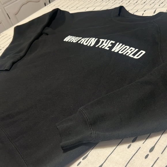 Brunette The Label Black Sweatshirt with White Text - Picture 3 of 7